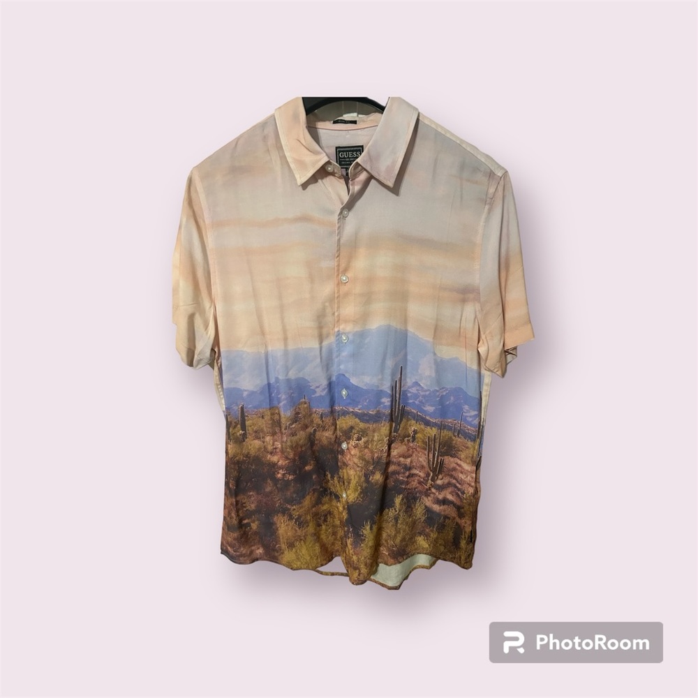 Guess bottom up shirt size M